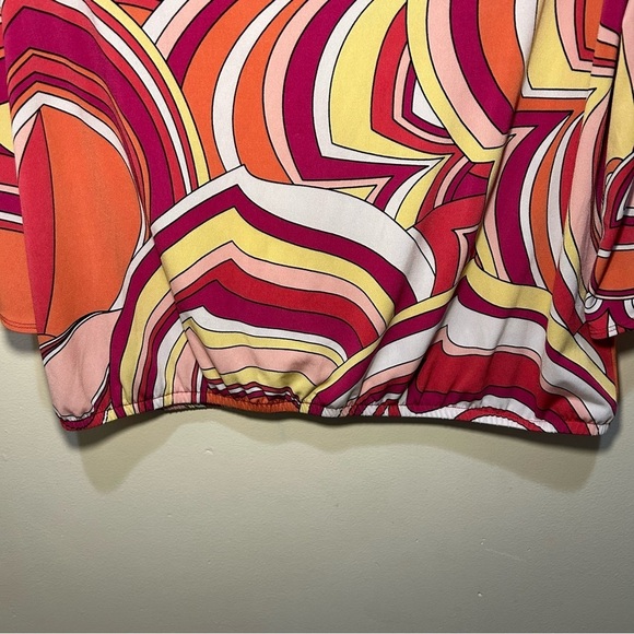 Chico’s Red Multi-Colored Swirl Print 3/4 Sleeve Blouse Size 8 - Picture 3 of 11